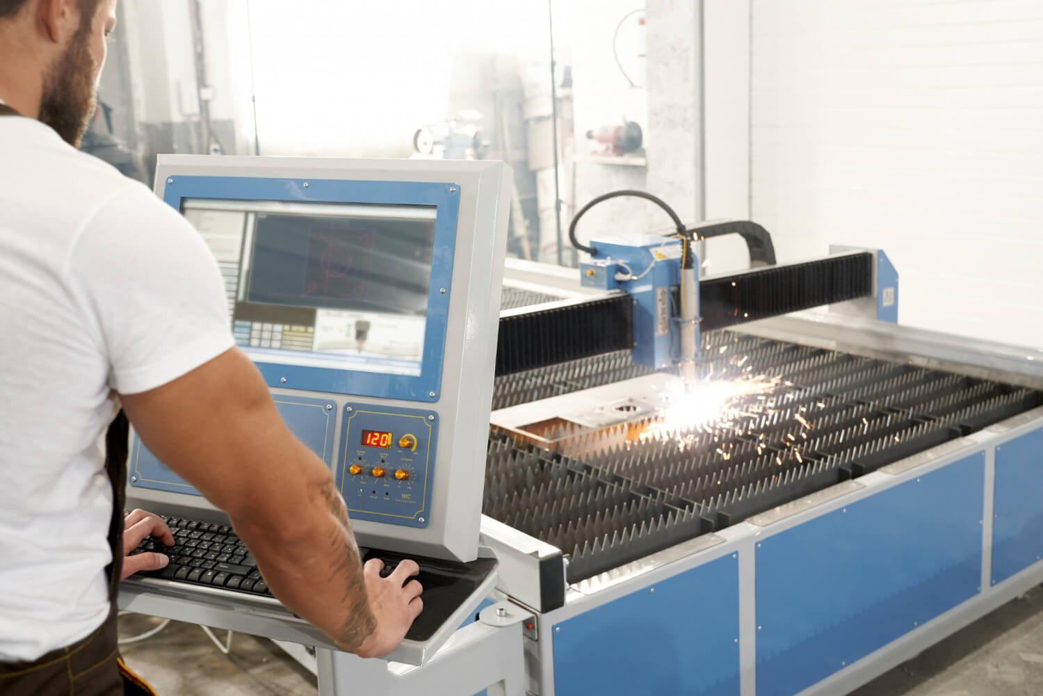 Onde Cortar Metais em São Paulo – Conheça a Jetcorte